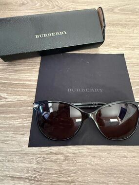 Burberry Black Women's Oversized Sunglasses
